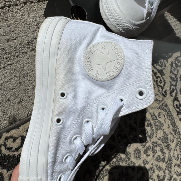 Converse Chuck Taylor All-Star High Tops - Picture 4 of 6